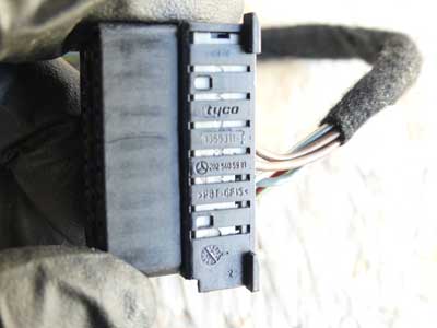 Mercedes Black 16 Pole 5 Wire Connector 20254559819